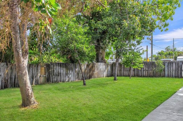 915 SW 3rd Street, Boynton Beach, FL 33435