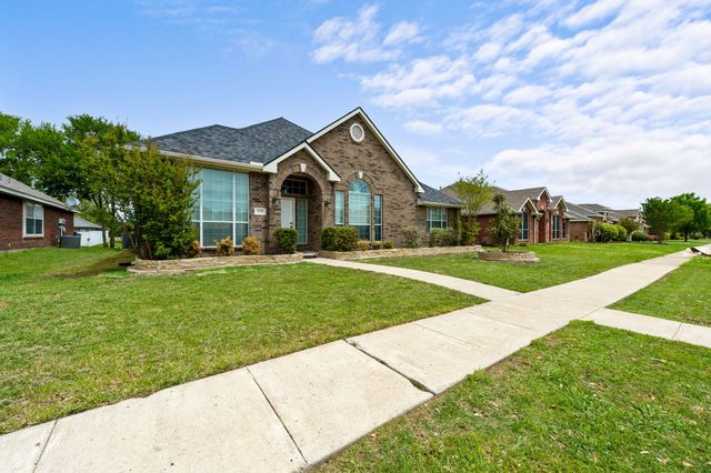 3205 Hamlett Lane, Garland, TX 75043