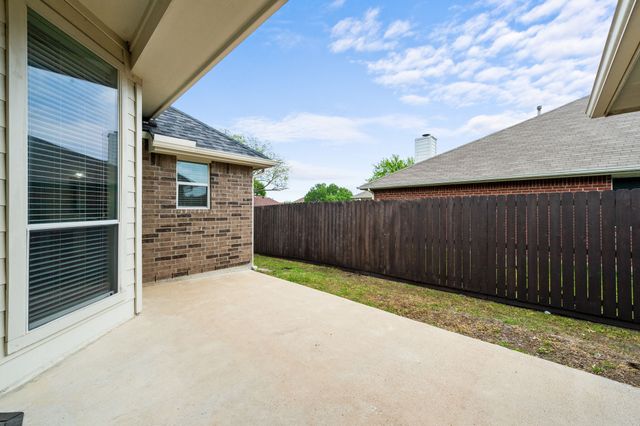3205 Hamlett Lane, Garland, TX 75043
