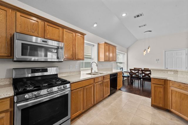 3205 Hamlett Lane, Garland, TX 75043