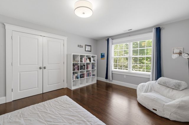 4 Augustus Rd, Lexington, MA 02421