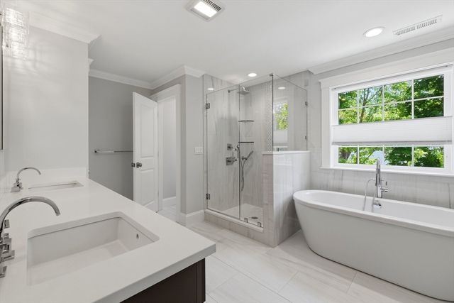 4 Augustus Rd, Lexington, MA 02421
