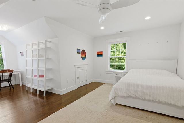 4 Augustus Rd, Lexington, MA 02421