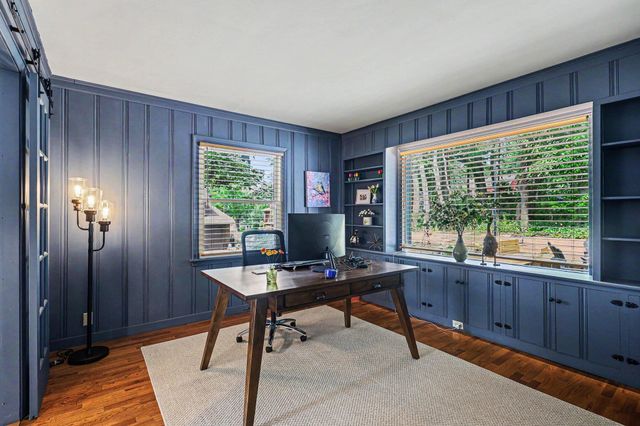 567 Central Avenue, Holland City, MI 49423