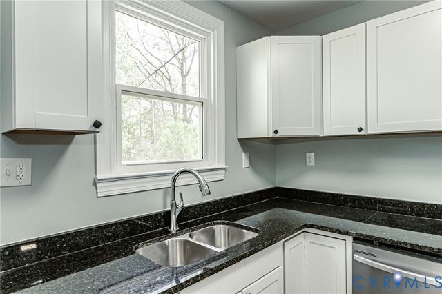 3012 Columbia St, Richmond, VA 23234
