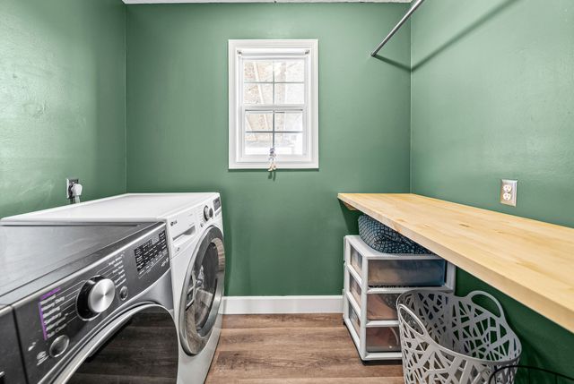 202 Man O War Dr, Oak Grove, KY 42262