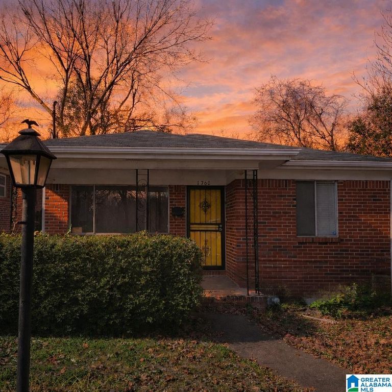 1760 34TH PLACE N, Birmingham, AL 35234