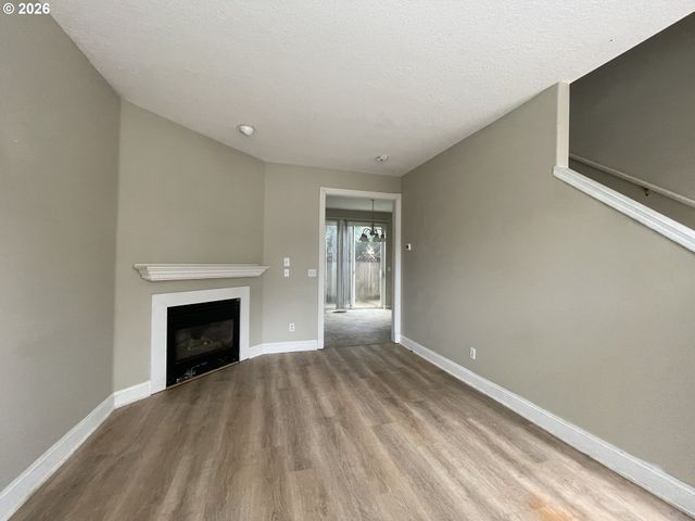 19189 Se YAMHILL St 7, Portland, OR 97233