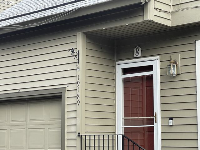 19189 Se YAMHILL St 7, Portland, OR 97233