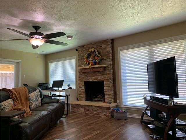 2917 Braeburn, Bryan, TX 77802