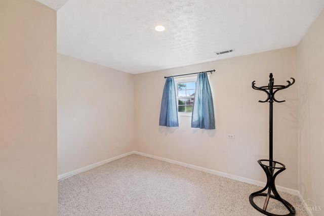 3518 Danbury Road, Fairfield, OH 45014