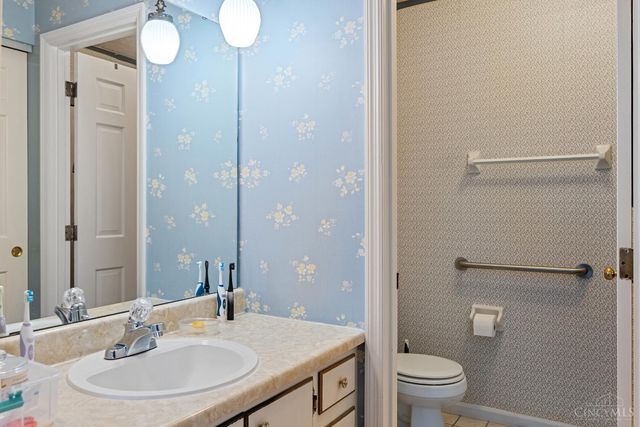 3518 Danbury Road, Fairfield, OH 45014