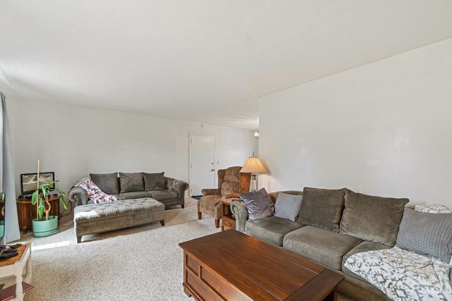 3518 Danbury Road, Fairfield, OH 45014