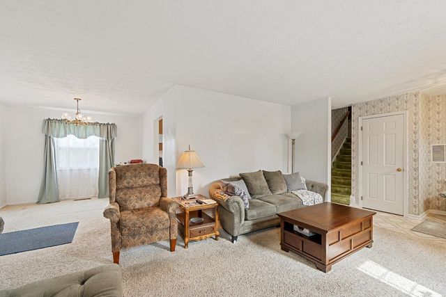 3518 Danbury Road, Fairfield, OH 45014