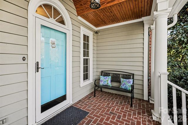 3301 Foxridge Road, Charlotte, NC 28226