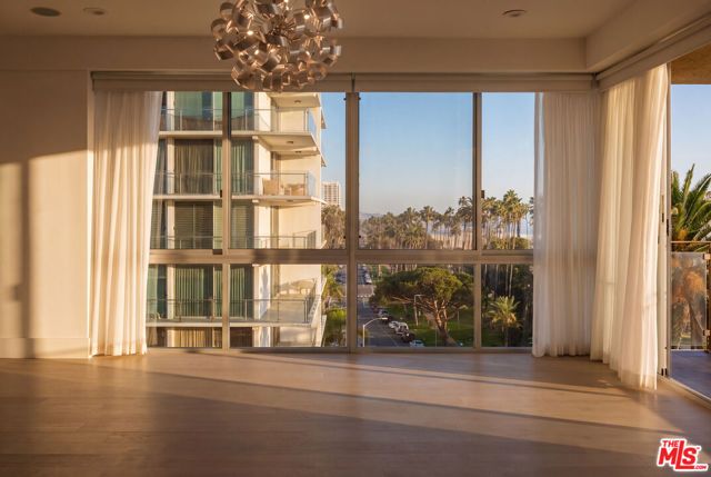 515 Ocean Avenue SPHC, Santa Monica, CA 90402