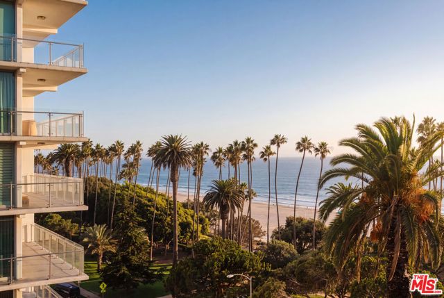 515 Ocean Avenue SPHC, Santa Monica, CA 90402