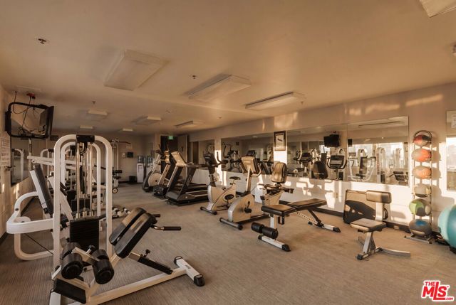 515 Ocean Avenue SPHC, Santa Monica, CA 90402