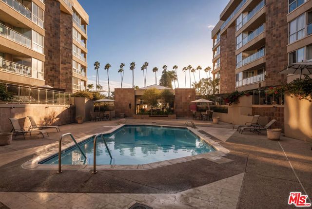 515 Ocean Avenue SPHC, Santa Monica, CA 90402