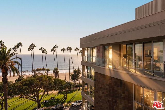 515 Ocean Avenue SPHC, Santa Monica, CA 90402