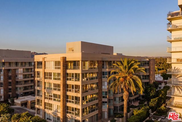 515 Ocean Avenue SPHC, Santa Monica, CA 90402
