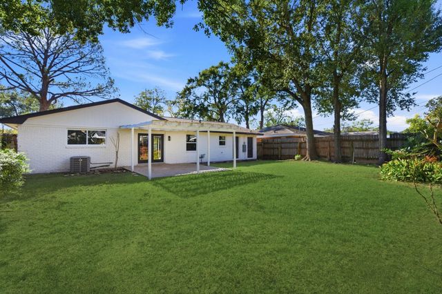 9326 Meadowbriar Lane, Houston, TX 77063