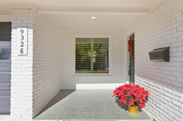 9326 Meadowbriar Lane, Houston, TX 77063