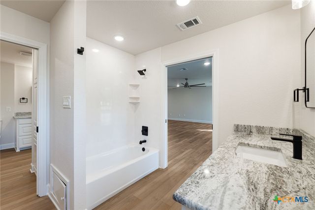 102 Mesa Drive, Gatesville, TX 76528