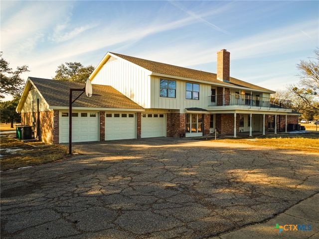 102 Mesa Drive, Gatesville, TX 76528