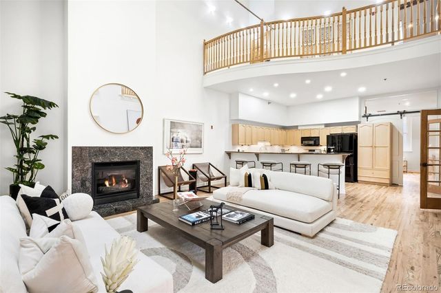 225 N Lincoln Street 8, Denver, CO 80203