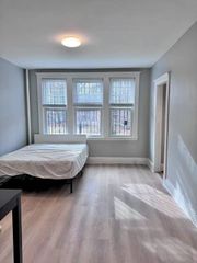 32 Sidlaw Rd 6, Boston, MA 02135