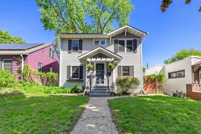 1677 Thomas Avenue, Saint Paul, MN 55104