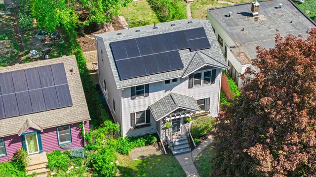 1677 Thomas Avenue, Saint Paul, MN 55104