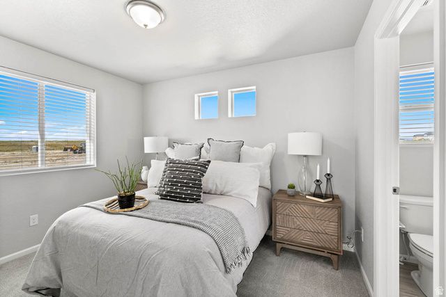 391 E HALLS CREEK RD, Saratoga Springs, UT 84045