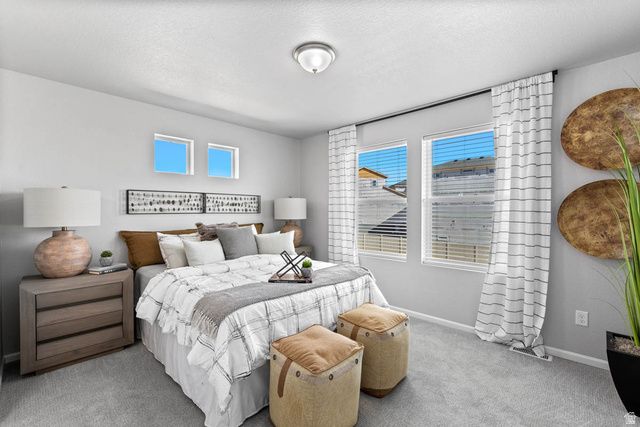 391 E HALLS CREEK RD, Saratoga Springs, UT 84045