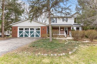6374 Rickett Road, Green Oak Township, MI 48116