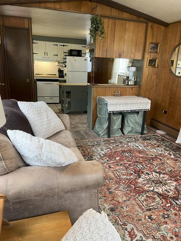 19 Winter Street, Belmont, NH 03220