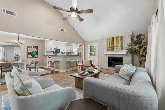 1615 NW 42nd Place, Oklahoma City, OK 73118