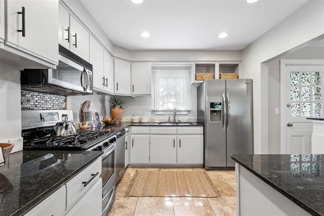 1615 NW 42nd Place, Oklahoma City, OK 73118