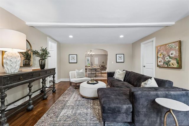 1615 NW 42nd Place, Oklahoma City, OK 73118