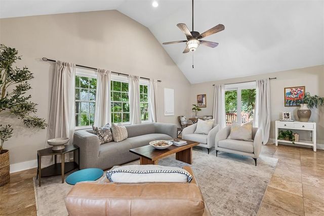 1615 NW 42nd Place, Oklahoma City, OK 73118