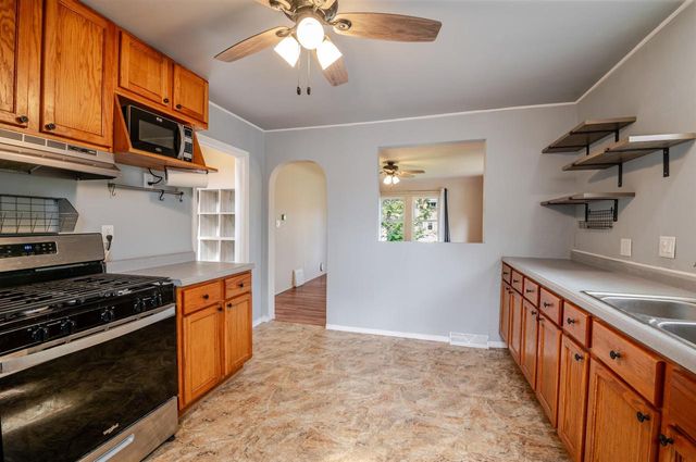1105 LINCOLN STREET, Green Bay, WI 54303