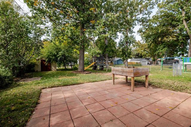 1105 LINCOLN STREET, Green Bay, WI 54303