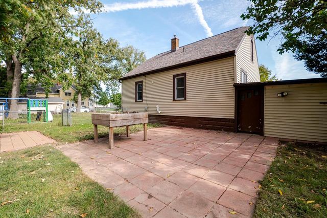 1105 LINCOLN STREET, Green Bay, WI 54303
