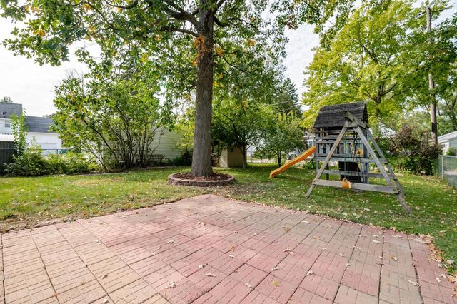 1105 LINCOLN STREET, Green Bay, WI 54303