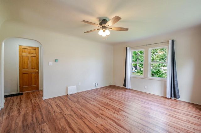 1105 LINCOLN STREET, Green Bay, WI 54303