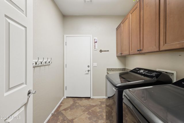 15990 W PAPAGO Street, Goodyear, AZ 85338