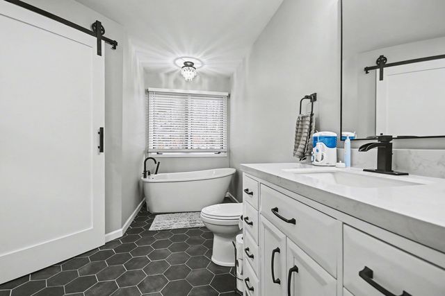 515 Buckingham Place, Shorewood, IL 60404