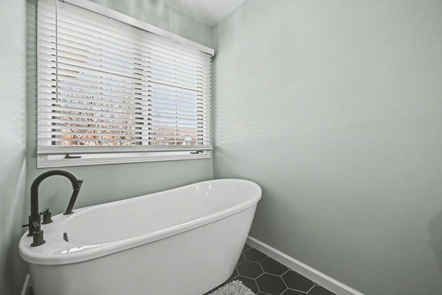 515 Buckingham Place, Shorewood, IL 60404