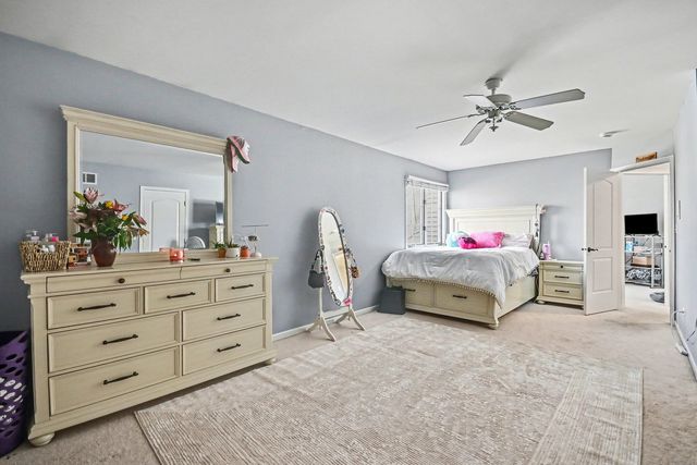 515 Buckingham Place, Shorewood, IL 60404